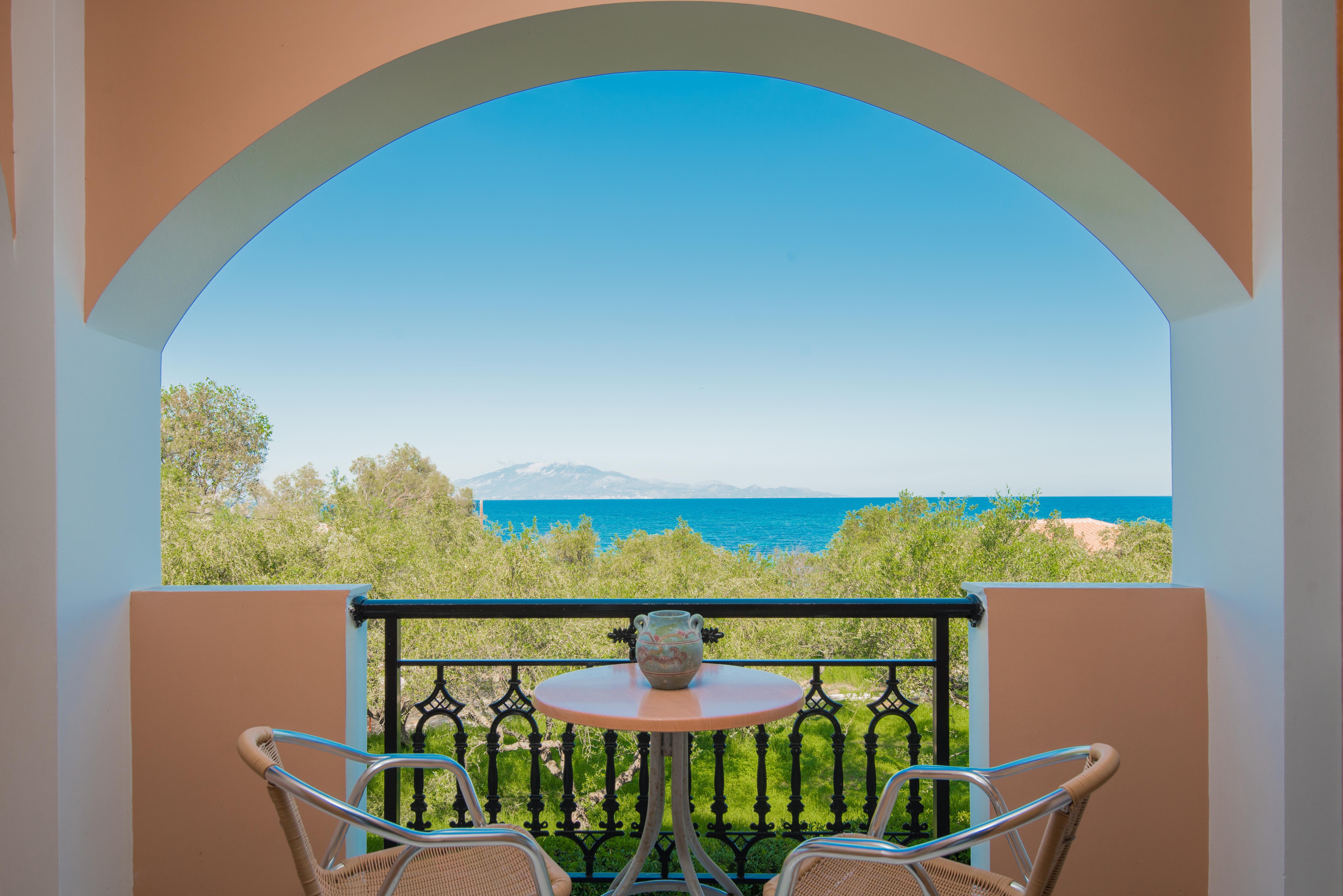Kavos Psarou Studios & Apartments Luaran gambar