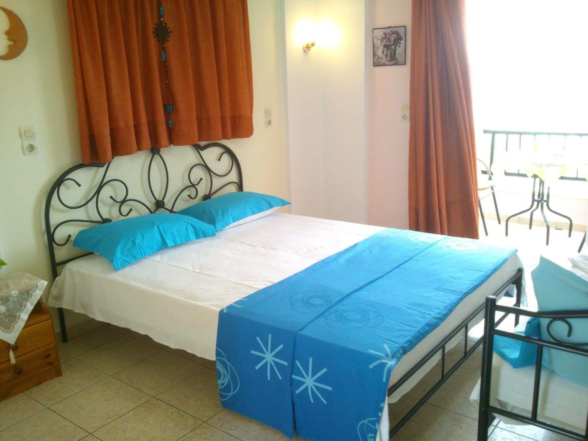 Kavos Psarou Studios & Apartments Luaran gambar
