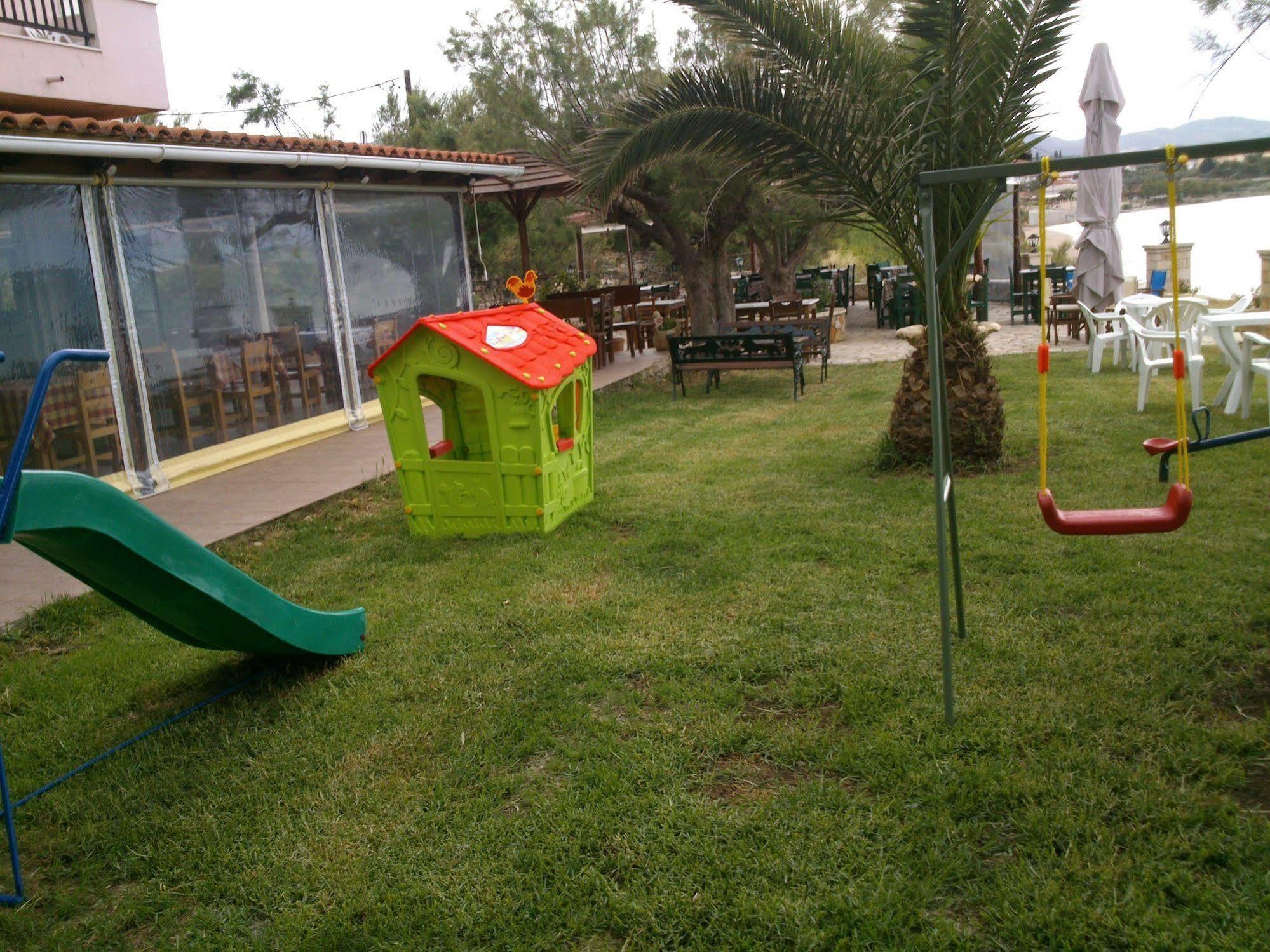 Kavos Psarou Studios & Apartments Luaran gambar