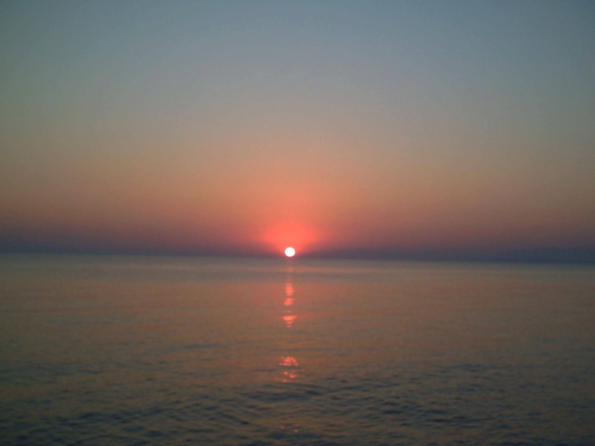 Kavos Psarou Studios & Apartments Luaran gambar